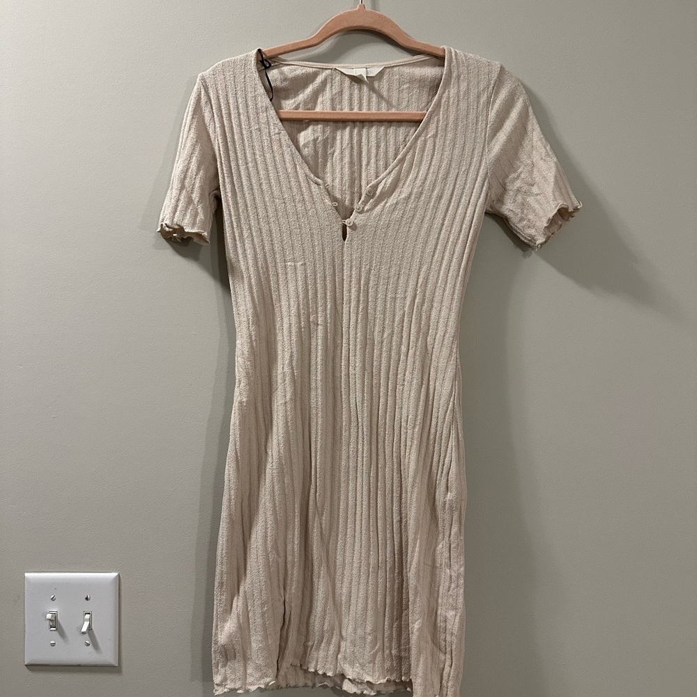 NEVER WORN - H&M knitted mini dress tight form fitting
